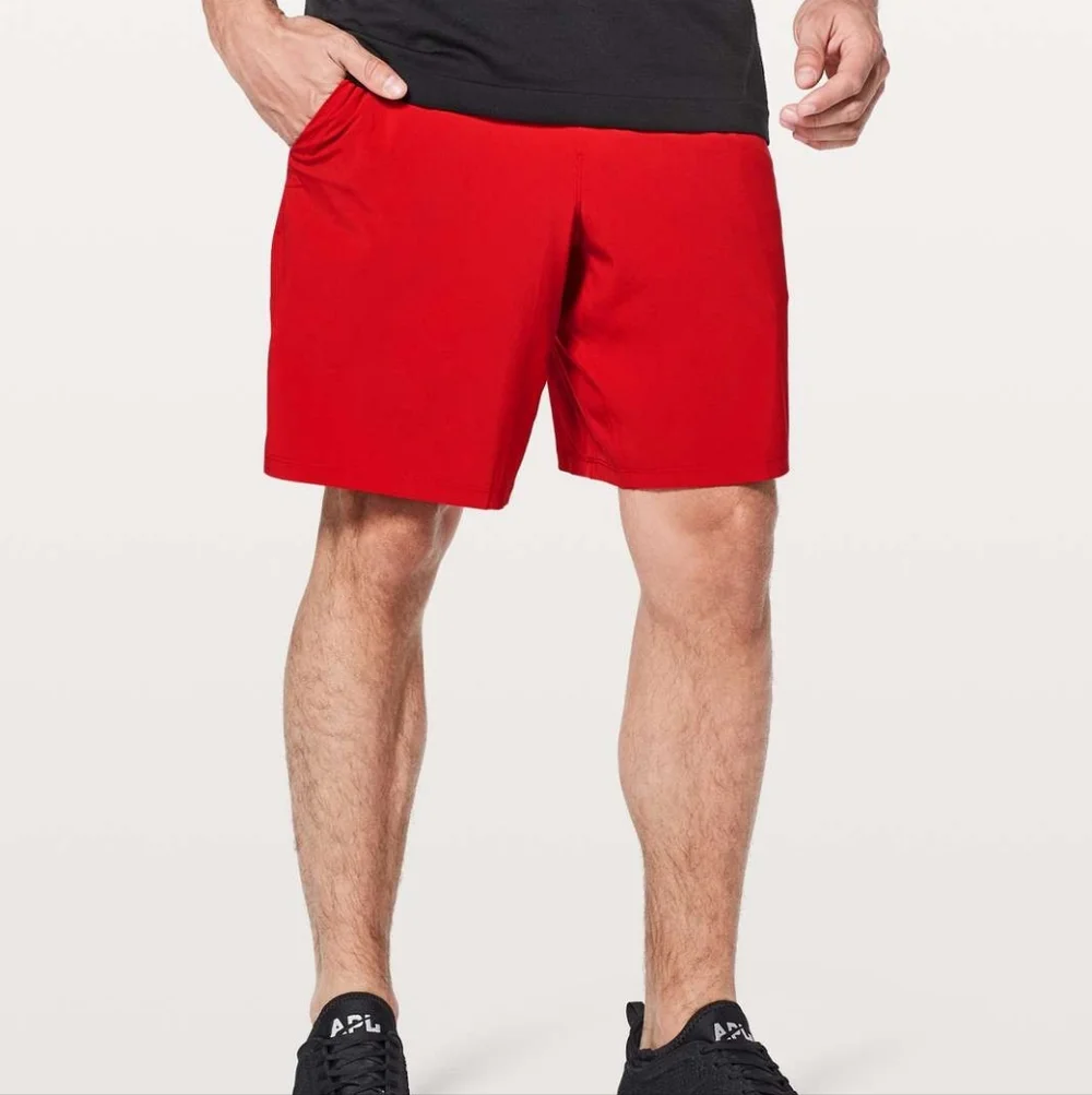 Lululemon Pace Breaker Short Medium Mens Linerless 9 Inseam Bold‎ Red Train Gym